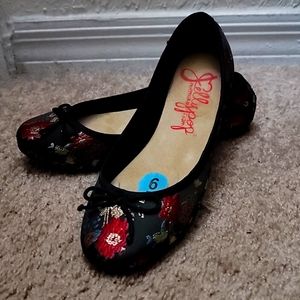 Floral flats